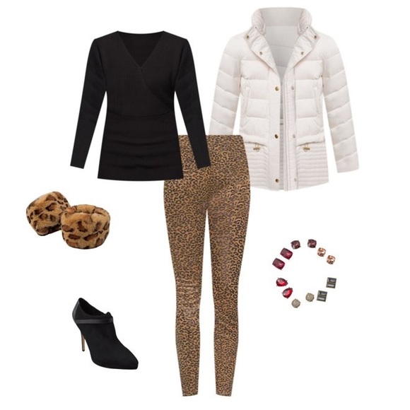 Leopard Foil Print Runway Leggings - Picture 3 of 11